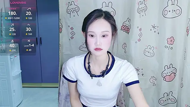 Snapshot of schoolgirl-nurse chatting on 10-13-25, 11:21 schoolgirl-nurse online show from 10-13-25, 11:21