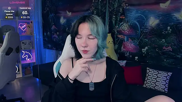 Snapshot of JessieRich chatting on 09-18-25, 11:56 JessieRich online show from 09-18-25, 11:56