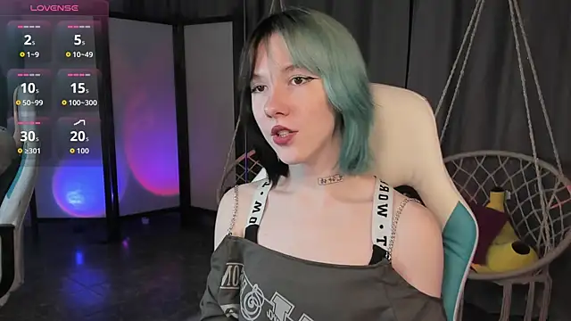 Snapshot of JessieRich chatting on 09-21-25, 08:27 JessieRich online show from 09-21-25, 08:27