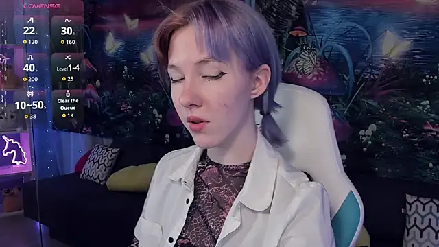 Snapshot of JessieRich chatting on 10-06-25, 08:17 JessieRich online show from 10-06-25, 08:17