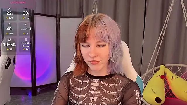 Snapshot of JessieRich chatting on 10-17-25, 07:38 JessieRich online show from 10-17-25, 07:38