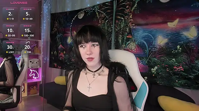 Snapshot of JessieRich chatting on 10-24-25, 09:44 JessieRich online show from 10-24-25, 09:44