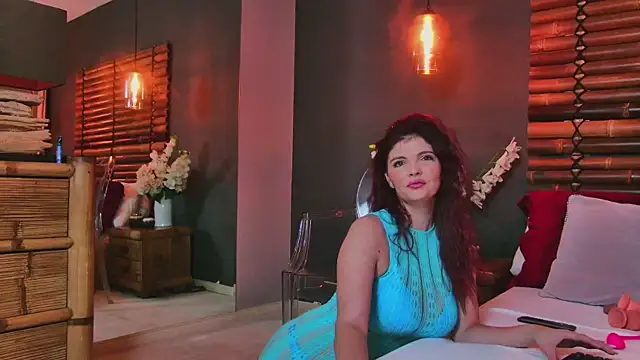 DesireeKeys online show from 12-15-25, 05:12