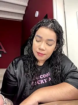 krisstenSantos online show from 09-30-25, 11:59