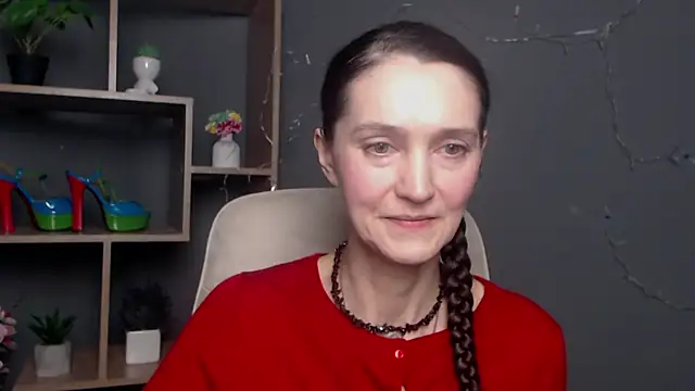 TayaFinch online show from 11-16-25, 02:33