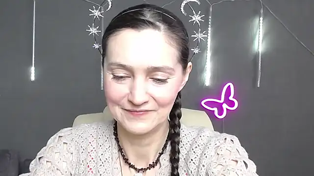 Snapshot of TayaFinch chatting on 04-25-26, 11:24 TayaFinch online show from 04-25-26, 11:24