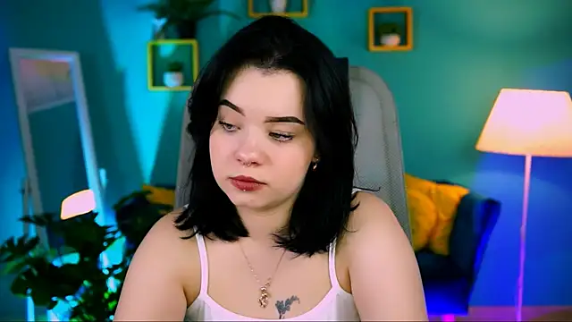 leslierowe  online show from 11-18-25, 03:05