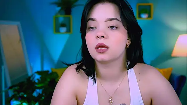 leslierowe  online show from 12-03-25, 04:38