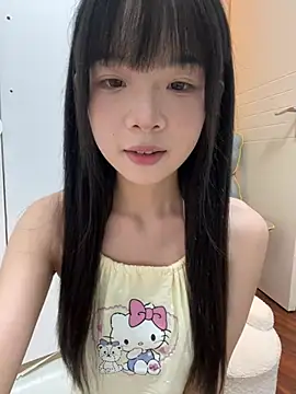 qiqi x online show from 07-28-26, 02:24