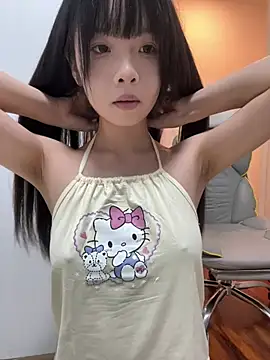 qiqi x online show from 07-28-26, 06:20