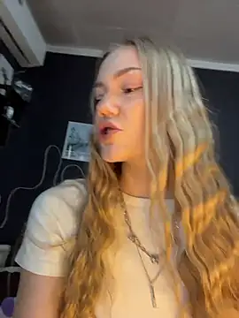 MilaMoone online show from 03-21-26, 11:04