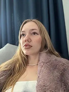 MilaMoone online show from 08-01-26, 11:20
