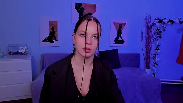 BetsyKiss online show from 09-22-25, 05:09