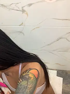 MiQeilaSweet online show from 03-13-26, 04:57