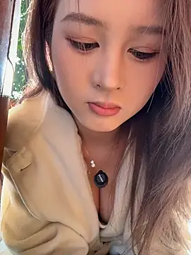 yuki june online show from 01-15-26, 08:19