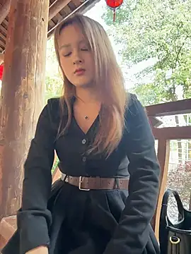 yuki june online show from 03-11-26, 08:53