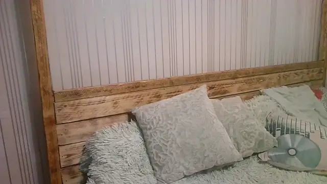 EthelsLover online show from 11-20-25, 10:04