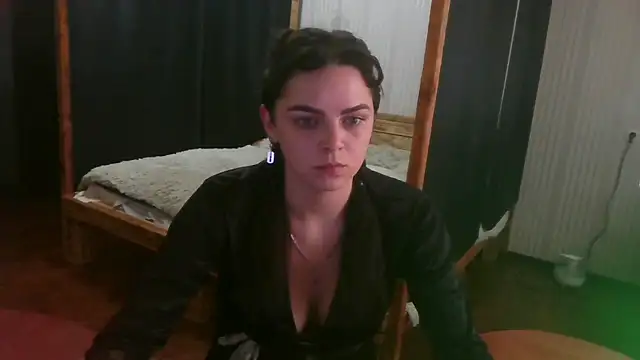 EthelsLover online show from 04-15-26, 02:13