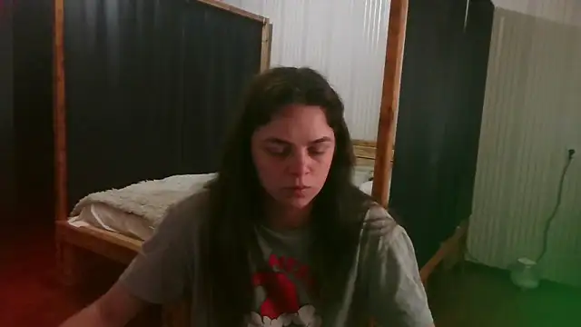 Snapshot of EthelsLover chatting on 05-13-26, 09:28 EthelsLover online show from 05-13-26, 09:28