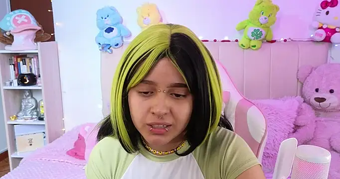 NekoWaifu online show from 02-18-26, 02:24