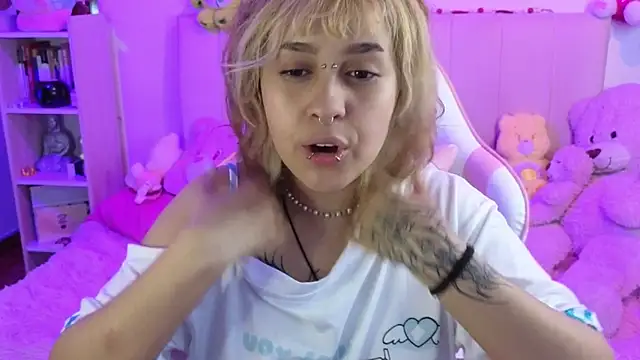 NekoWaifu online show from 03-10-26, 03:06