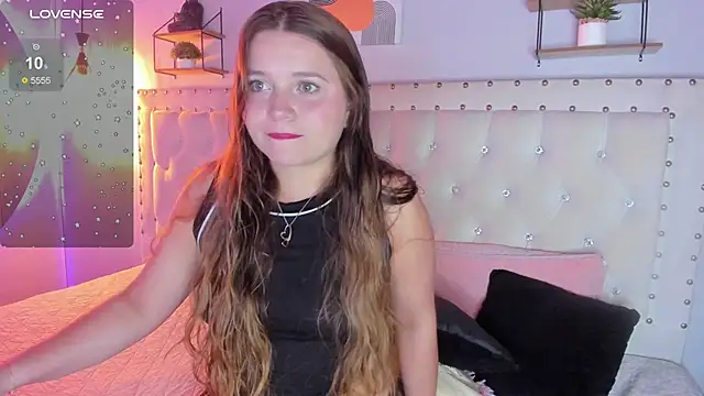 sophiee09  online show from 01-14-26, 03:12