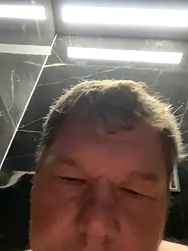 fetter Daddy Berlin online show from 10-15-25, 05:18