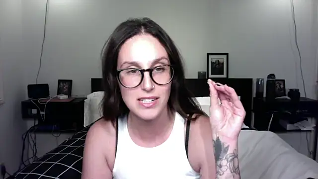 annmarieferrara online show from 01-16-26, 03:43