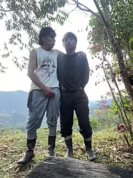 Snapshot of sky-wolves chatting on 09-19-25, 10:54 sky-wolves online show from 09-19-25, 10:54