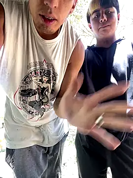 Snapshot of sky-wolves chatting on 09-27-25, 04:34 sky-wolves online show from 09-27-25, 04:34