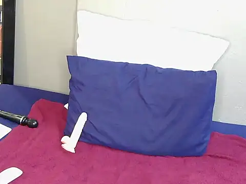 Serafynn online show from 09-26-25, 11:31