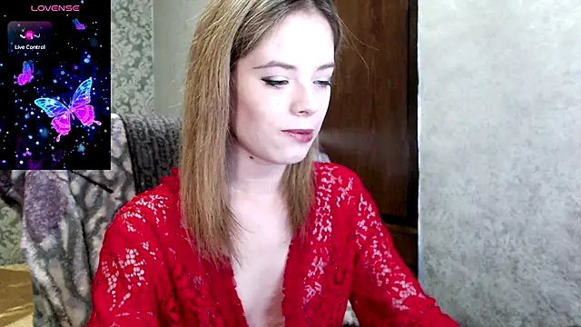 Kate  Loves online show from 11-21-25, 06:39