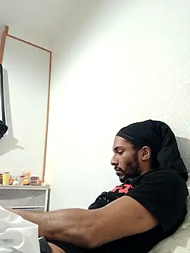 Mikaaa97 online show from 12-16-25, 06:51