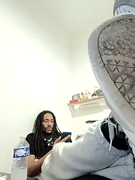 Mikaaa97 online show from 12-22-25, 07:44