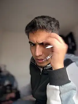 tomy hot20 online show from 11-11-25, 09:15