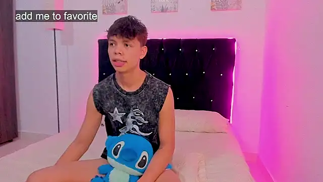 Zacktorres  online show from 11-02-25, 11:07