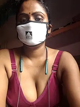 Snapshot of Jasmine_Januja chatting on 10-07-25, 08:33 Jasmine Januja online show from 10-07-25, 08:33