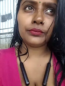 Jasmine Januja online show from 02-06-26, 11:02