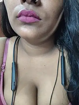 Jasmine Januja online show from 07-16-26, 02:39