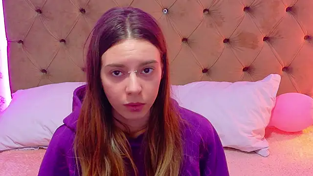 CoraVex online show from 04-04-26, 04:11