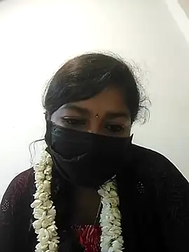 Snapshot of TAMIL_AMMUKUTTYY chatting on 10-10-25, 07:51 TAMIL AMMUKUTTYY online show from 10-10-25, 07:51