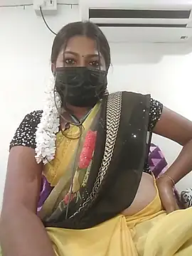 Snapshot of TAMIL_AMMUKUTTYY chatting on 11-27-25, 04:31 TAMIL AMMUKUTTYY online show from 11-27-25, 04:31