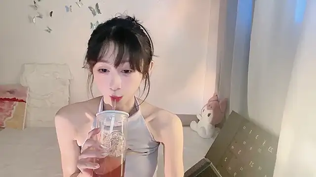 ai-ai-mi online show from 10-27-25, 05:44