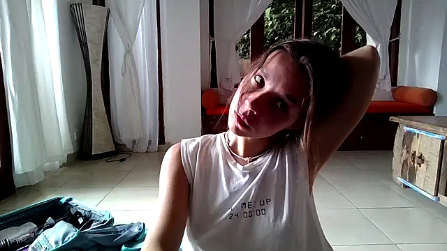 Monika  youthful online show from 04-25-26, 07:33