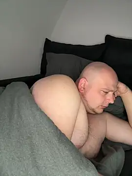 xXLustMolchXx online show from 10-11-25, 07:07