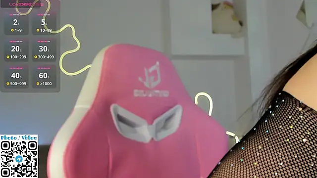 Helen Spark online show from 10-13-25, 02:00