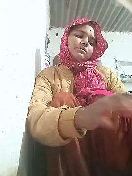 Hot Shredha online show from 11-20-25, 01:39