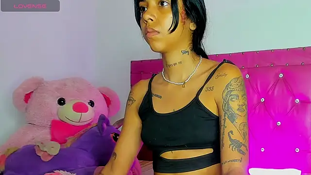 dahiiangomezz online show from 04-22-26, 01:08
