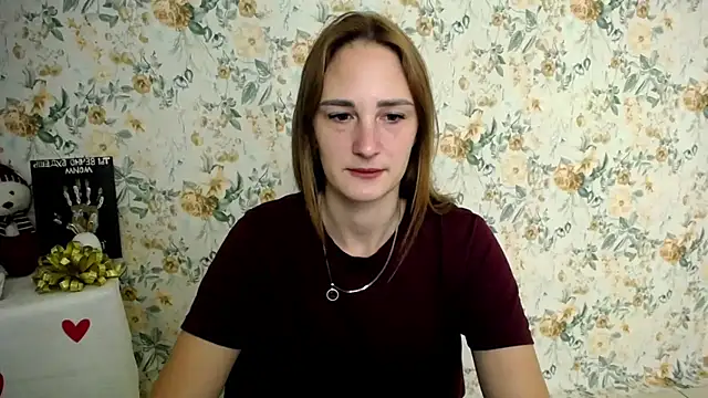Snapshot of Milana_Cutie_ chatting on 09-20-25, 06:47 Milana Cutie online show from 09-20-25, 06:47