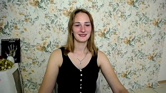 Snapshot of Milana_Cutie_ chatting on 09-23-25, 05:54 Milana Cutie online show from 09-23-25, 05:54